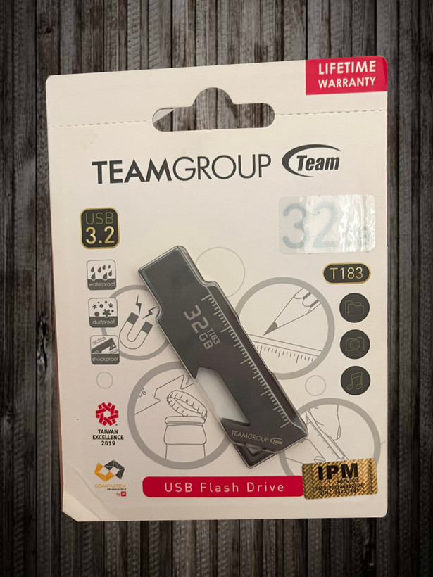 USB Flash Drive T183 USB3.2